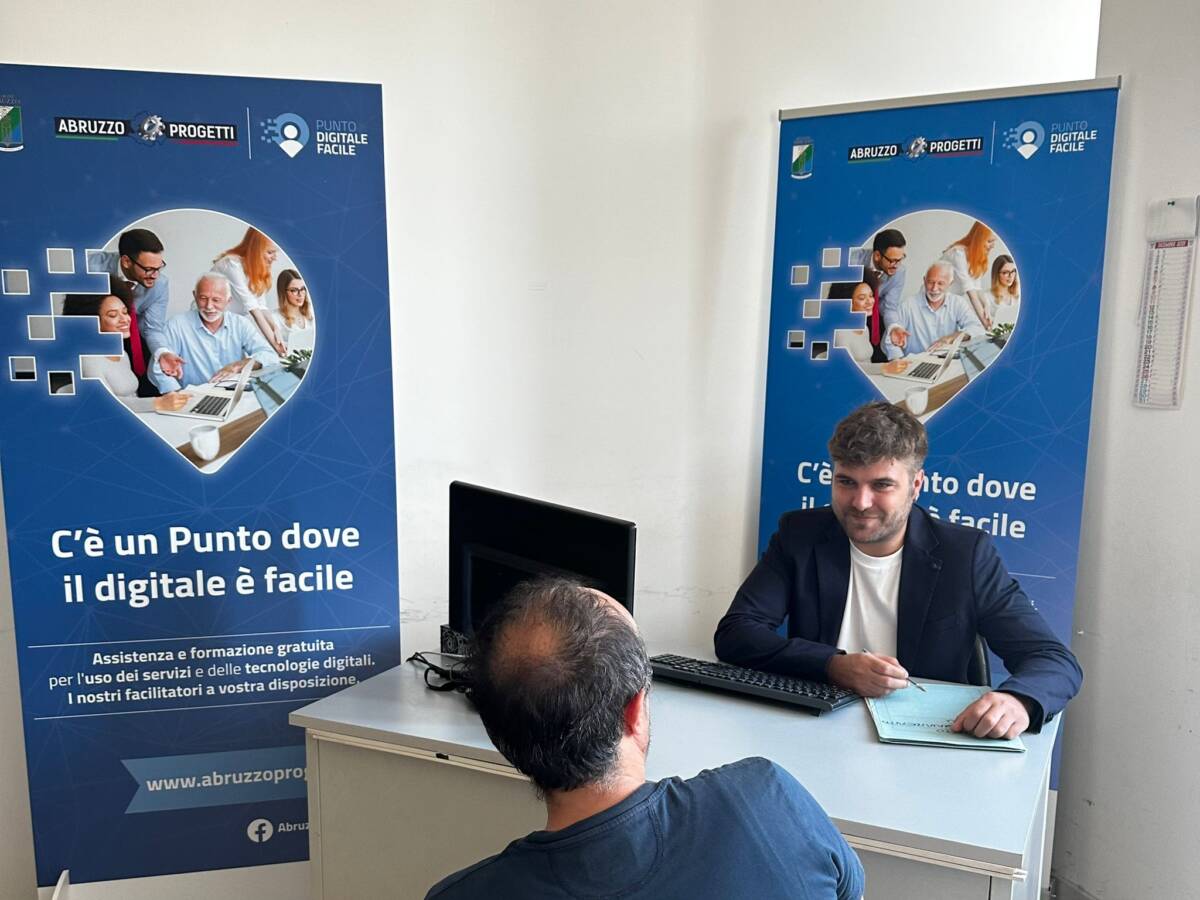 ABRUZZO PROGETTI: RETE DI SERVIZI DI FACILITAZIONE DIGITALE, PRESTO L’APERTURA DI ALTRE 13 SEDI