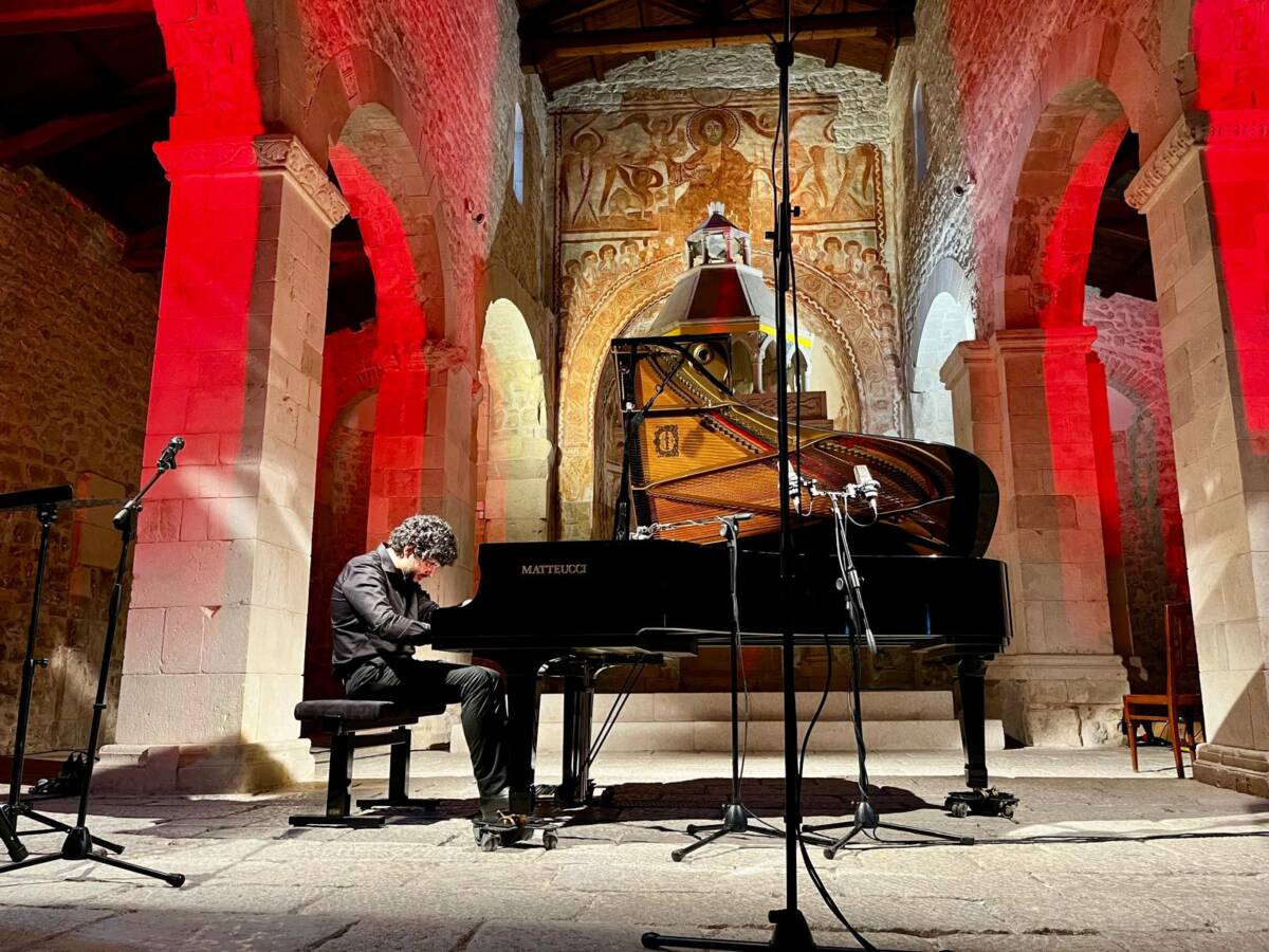 “A LOVE SUPREME”: GRANDE SUCCESSO PER RASSEGNA JAZZ DI CAPESTRANO, NELLA MAGIA DELL’ABBAZIA