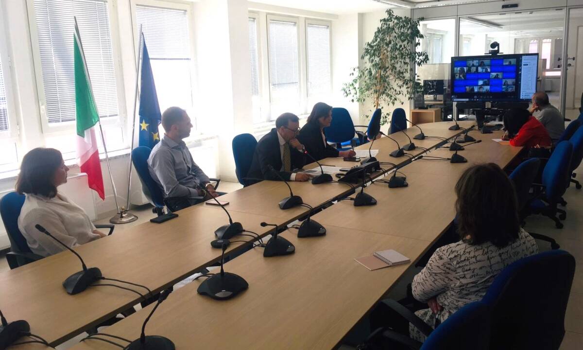 MONITORAGGIO INTERVENTI PNRR: PRIMA RIUNIONE DELLA CABINA DI REGIA IN PREFETTURA ALL’AQUILA