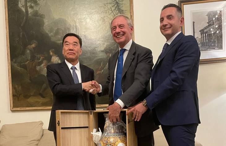 ITALIA-CINA: RENEXIA PARTECIPA A MISSIONE, IMPRESA ABRUZZESE PRESENTA PROGETTO EOLICO OFFSHORE