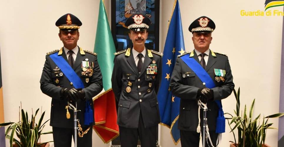 L’AQUILA: CAMBIO DELLA GUARDIA ALLA CASERMA DELLA FINANZA, ORIOLO SUBENTRA AD AZZARA’