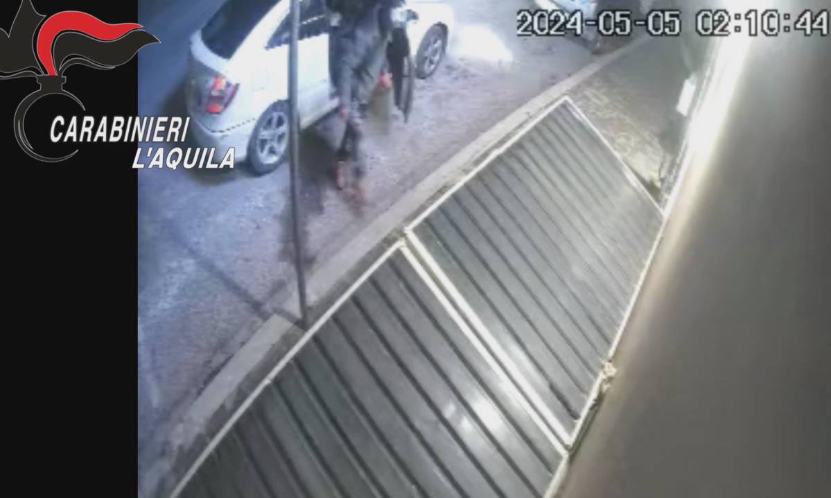 TRASACCO: ATTENTATO CON ESPLOSIVO A BAR TABACCHERIA, ARRESTATI DUE PREGIUDICATI DEL POSTO