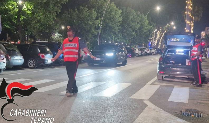 CONTROLLI NOTTURNI DA MARTINSICURO A SILVI: ARRESTI E DENUNCE