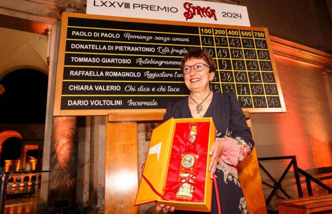 PREMIO STREGA, VINCE DONATELLA DI PIETRANTONIO, TRIONFA IL ROMANZO “L’ETA’ FRAGILE”