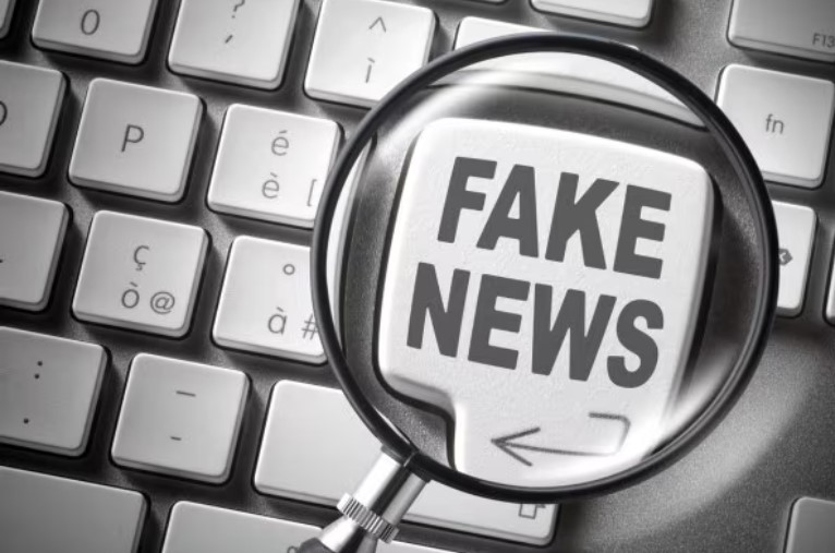 SUGGERIMENTI DEGLI ESPERTI PER VERIFICARE LA CREDIBILITÀ DELLE NOTIZIE