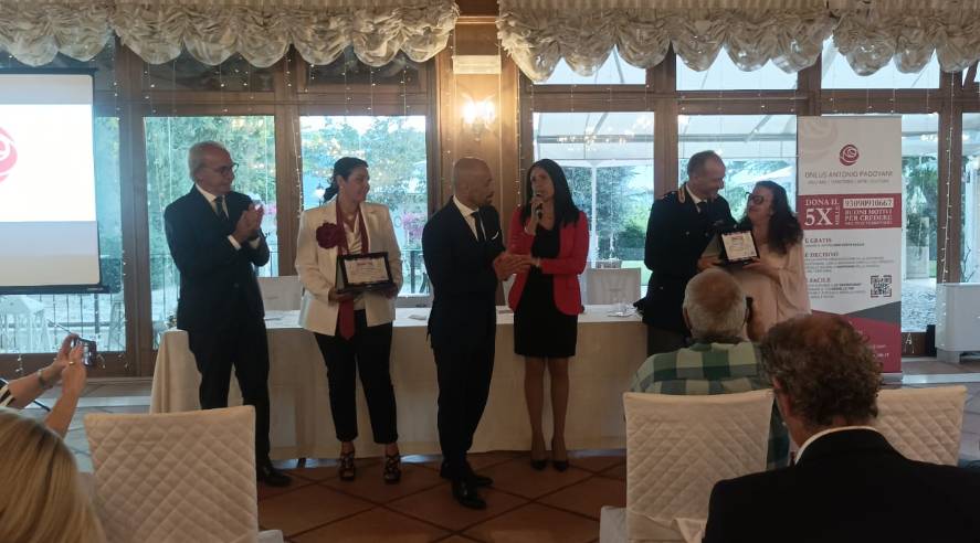 L’AQUILA: “CORAGGIO PER NON MORIRE DUE VOLTE”, PREMIO DONNA A DANIELA DI MAGGIO E FILOMENA LAMBERTI