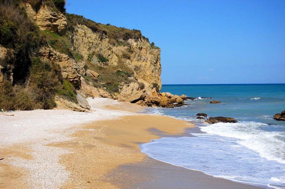 “COSTA DEI TRABOCCHI A TUTTO CEMENTO”: PARTONO RICHIESTE EDILIZIE NUOVO PRG ORTONA, ALLARME TU VIVA