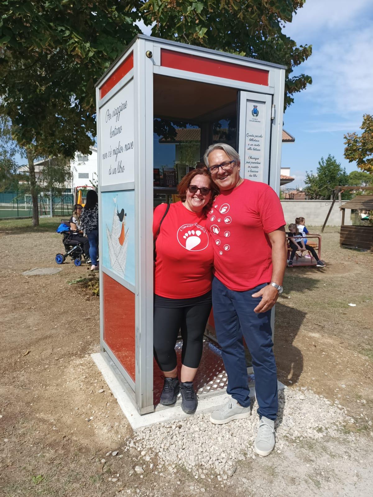 COLLECORVINO: CABINE TELEFONICHE DISMESSE UTILIZZATE PER IL BOOKCROSSING