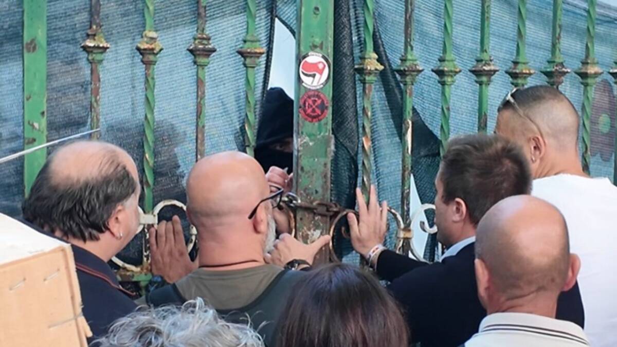 OCCUPAZIONE CAMPETTO GIULIANOVA: CONCLUSE INDAGINI DELLA DIGOS, SCATTANO 13 DENUNCE