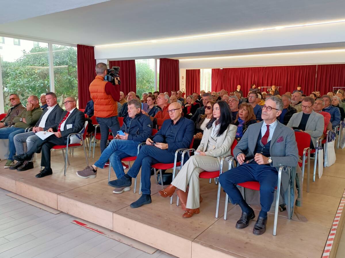 CONVEGNO CONCOMMERCIO SUL TURISMO IN ABRUZZO: “FRENI A SVILUPPO DA INFRASTRUTTURE INADEGUATE”