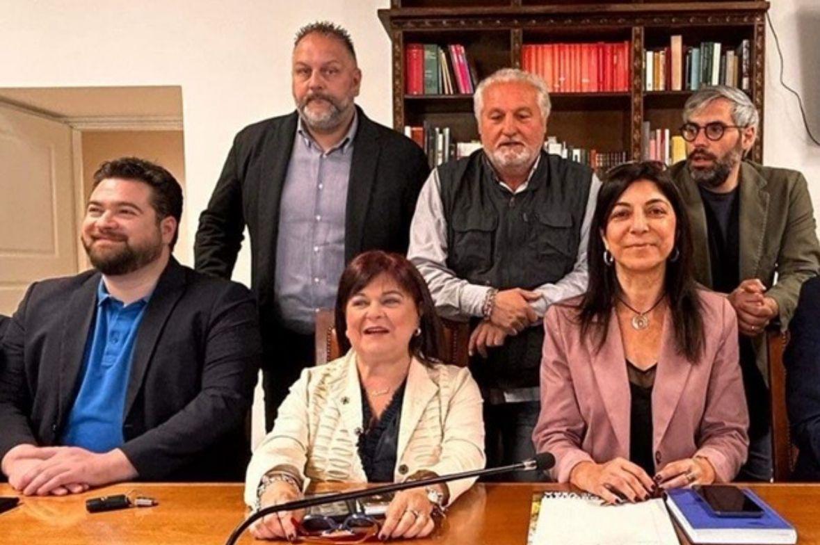 POVERTA’ A L’AQUILA: OPPOSIZIONI IN COMMISSIONE, “FONDI NON SPESI, MANCA DORMITORIO, COMUNE LATITA”