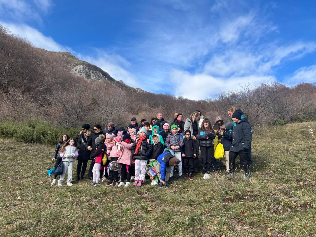 PARCO SIRENTE VELINO: 300 ALBERI DA FRUTTO CON PROVENTI VENDITA CALEDARIO ORSA AMARENA