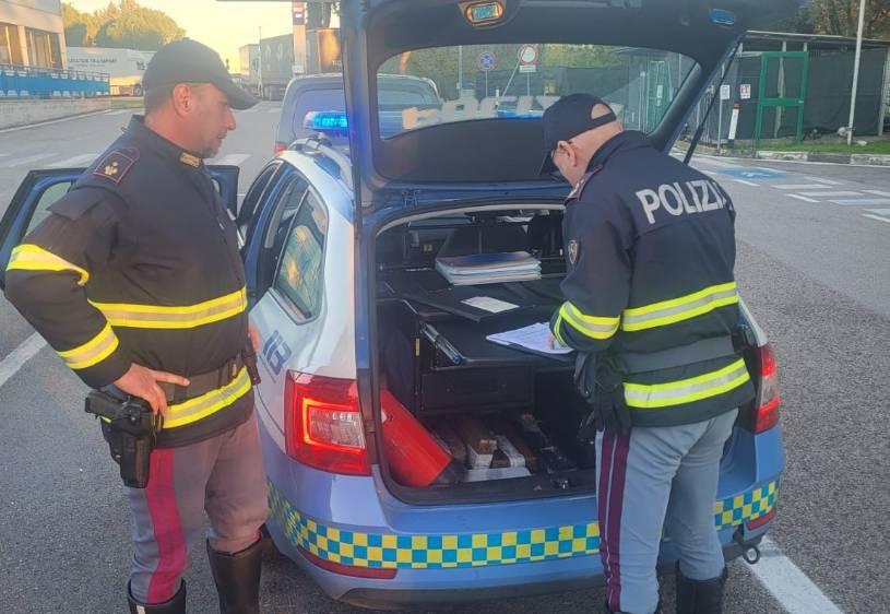 CONTROLLI SULL’A14: TRE CONDUCENTI SU DIECI POSITIVI AI TEST ANTIDROGA