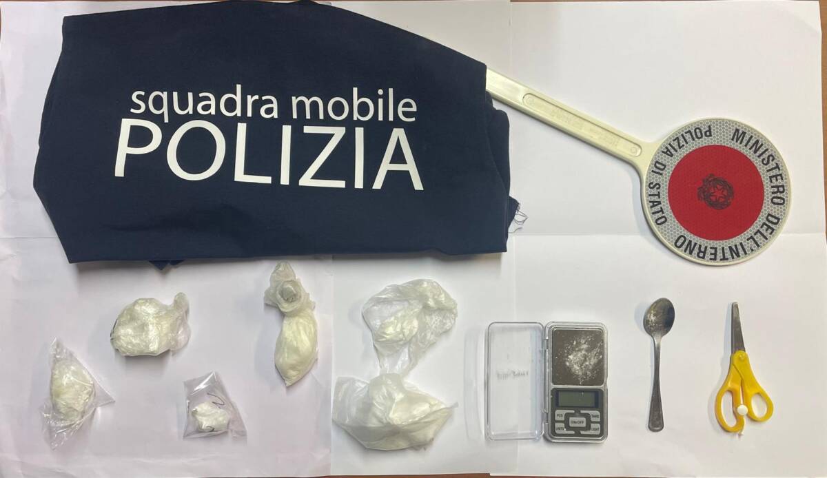 SPACCIO DI DROGA A PESCARA: IN CARCERE UN PREGIUDICATO DI 44 ANNI BLOCCATO DALLA POLIZIA