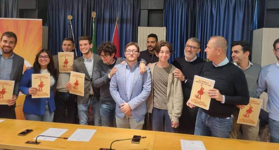 PDL DIRITTO ALLO STUDIO: D’AMICO, “NOSTRO IMPEGNO PER AVVIARE ITER IN CONSIGLIO”
