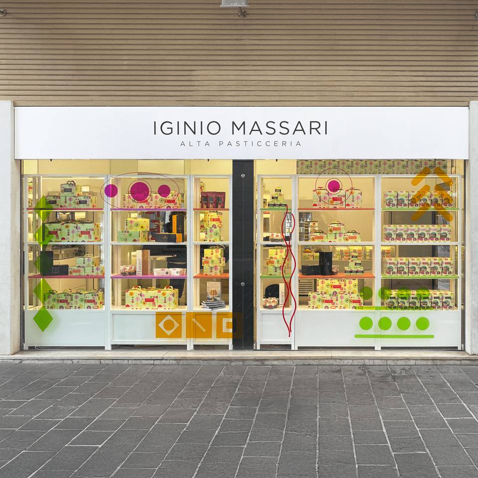 PESCARA: IGINIO MASSARI ALTA PASTICCERIA TORNA IN CENTRO CON PRODOTTI NATALIZI E L’ICONICO MARITOZZO