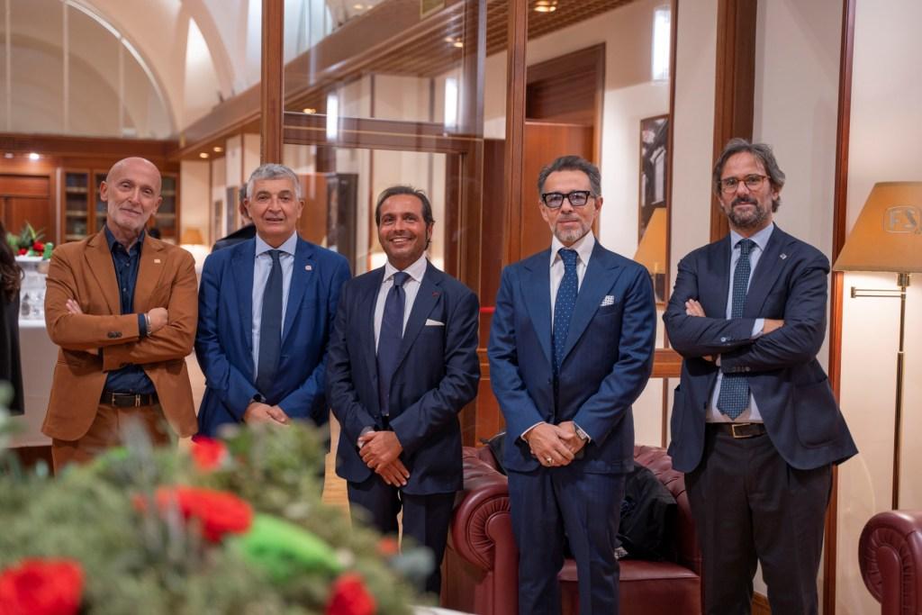 L’ABRUZZO TRIONFA AL CONTEST INTERNAZIONALE  DI NAPOLI “VIAGGIO IN TRENO”