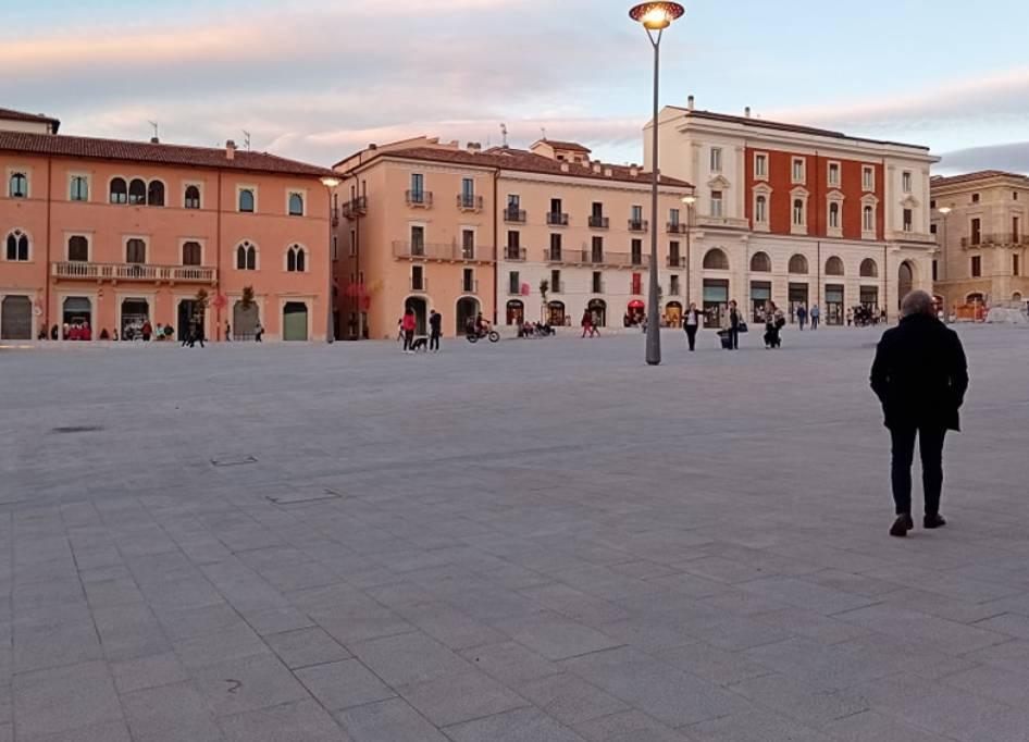 COMMERCIO CENTRO STORICO L’AQUILA: DANIELE NELLA BUFERA, GLI OPERATORI, “HA PASSATO OGNI LIMITE”