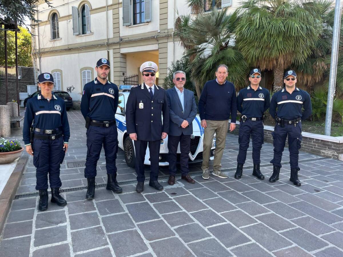 FOSSACESIA: NUOVI AGENTI POLIZIA LOCALE, “MAGGIORE SICUREZZA E PRESENZA CAPILLARE SUL TERRITORIO”
