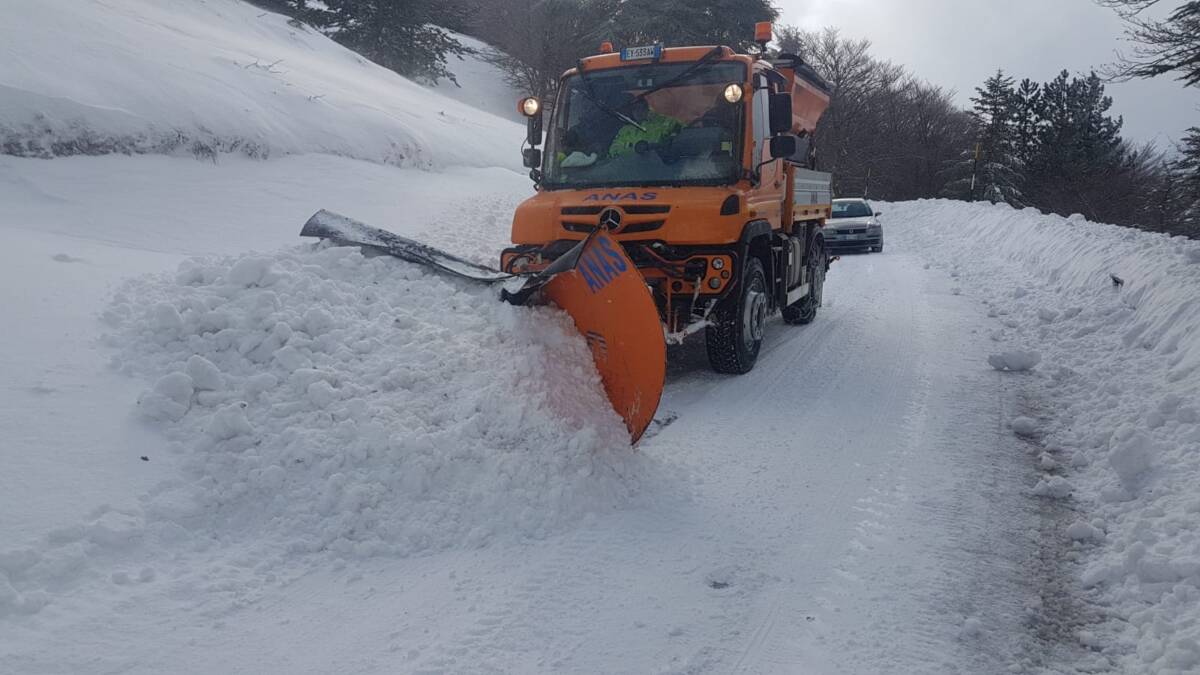 MALTEMPO IN ABRUZZO: CODE IN A 25 PRESSO IL CASELLO DI SULMONA. DISAGI A PREZZA