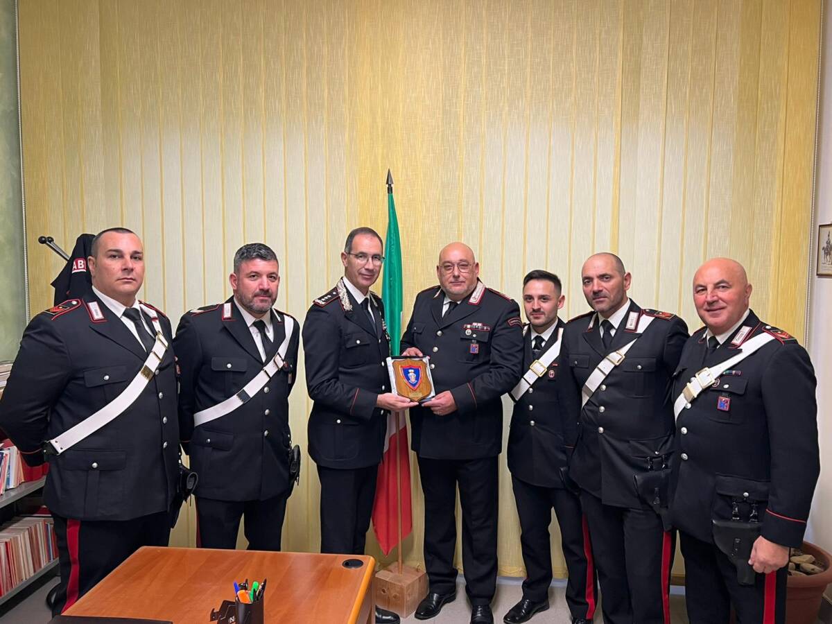 IL GENERALE DI CORPO D’ARMATA MINICUCCI IN VISITA ALLA STAZIONE DEI CARABINIERI DI INTRODACQUA