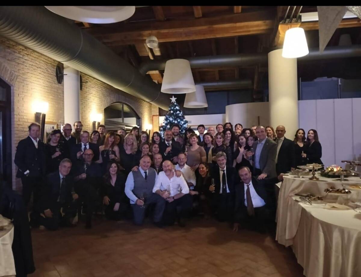 L’AQUILA: AFFOLLATA CENA DI NATALE DEGLI AVVOCATI PER  LO SCAMBIO DEGLI AUGURI