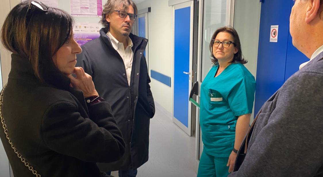 ONCOLOGIA DELL’AQUILA:PIETRUCCI E GIANNANGELI, “MANCANZA DI PERSONALE E SPAZI”
