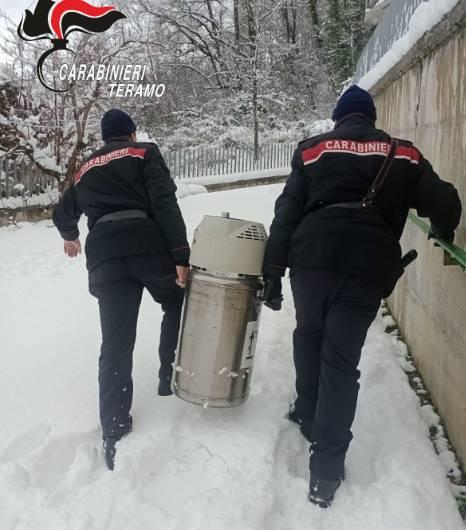 FANO ADRIANO: ANZIANA SOLA IN CASA SENZA OSSIGENO, INTERVENGONO I CARABINIERI
