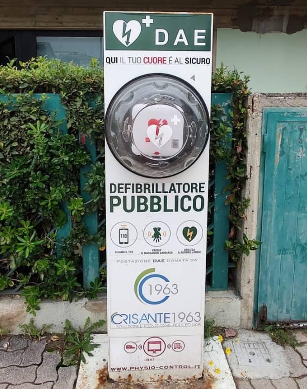 ROSETO: ALTRI DEFIBRILLATORI A DISPOSIZIONE DEI CITTADINI 