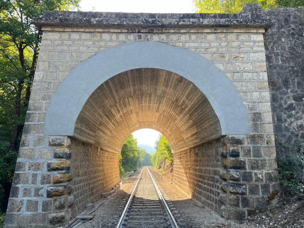 TRENO “VELOCE”: VALLE SUBEQUANA IN RIVOLTA. FASCIANI, “NOI BYPASSATI”, CAMILLI, “RICORSO AL TAR”