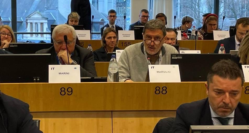 AUTO: MARSILIO A VICEPRESIDENTE COMMISSIONE UE, “POSTI DI LAVORO A RISCHIO, SERVE PRAGMATISMO”
