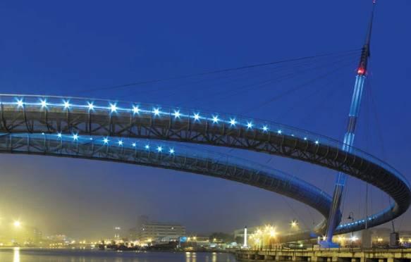SI GETTA DAL PONTE DEL MARE A PESCARA: PROSEGUONO RICERCHE