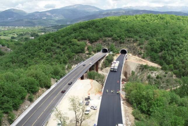 A24: RIAPERTI 8 VIADOTTI ANTISISMICI NELL’AQUILANO, “ATTENZIONE E SEGNALE RINASCITA TERRITORIO”