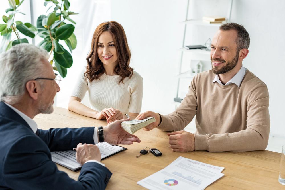 FINANZIAMENTI E LAVORO: SOLUZIONI SU MISURA PER DIPENDENTI E PENSIONATI
