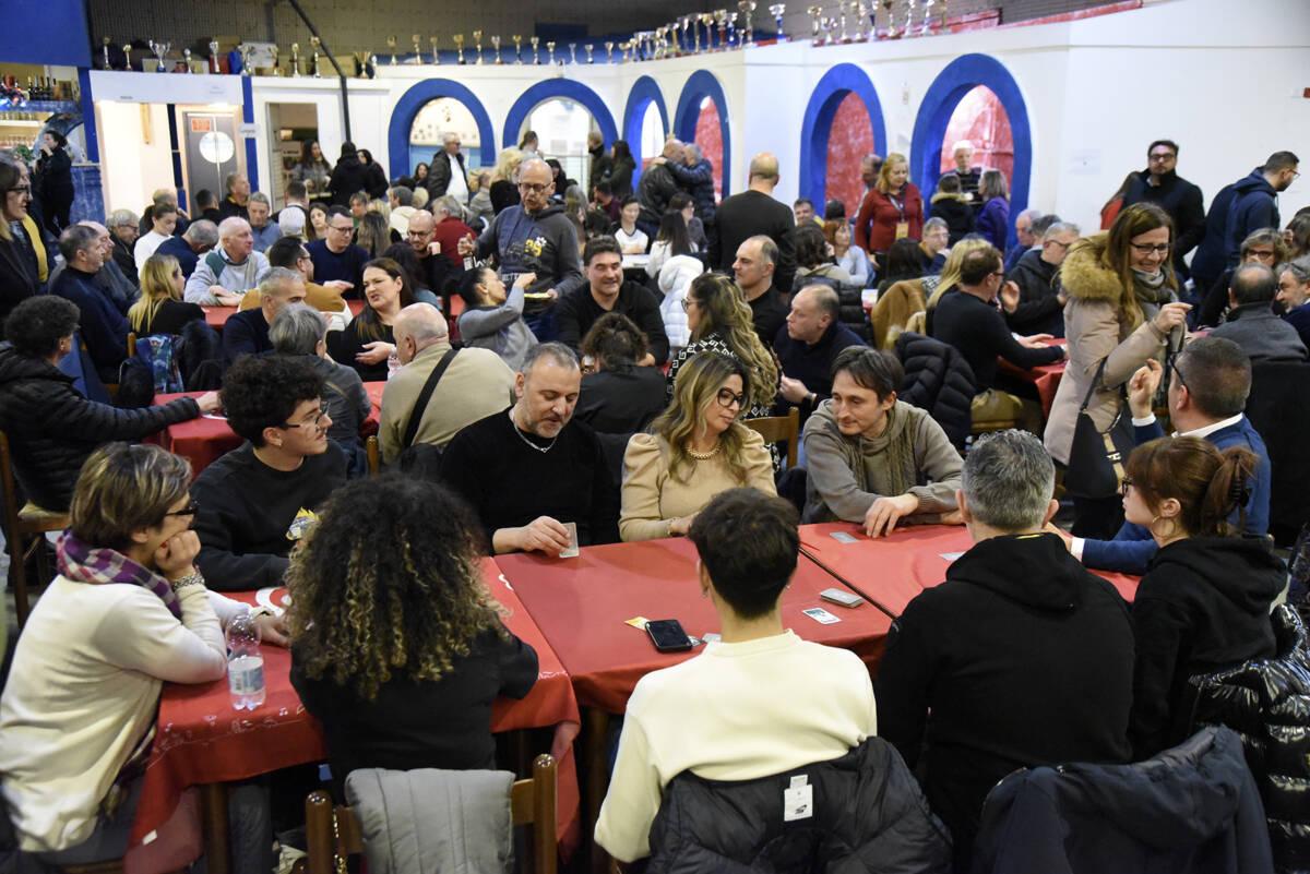 MONTORIO AL VOLMANO: ENTRA NEL VIVO IL TORNEO DI STU’, TRADIZIONALE GIOCO DELLE CARTE