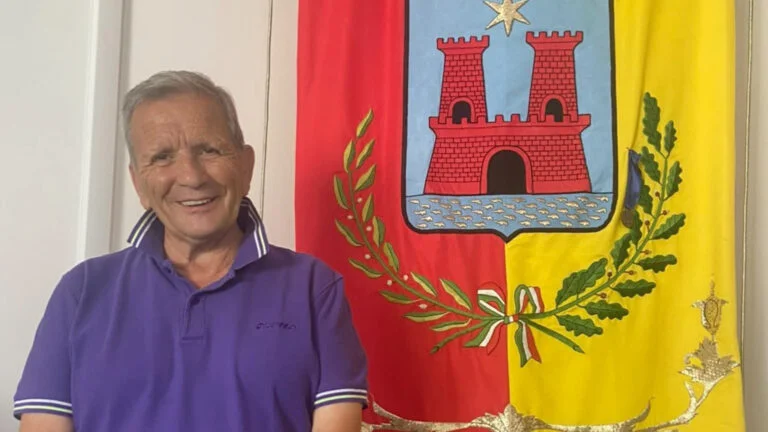 CASTEL DI SANGRO: E’ SCOMPARSO A 77 ANNI EX ASSESSORE CLAUDIO BUZZELLI, IL CORDOGLIO DELLA POLITICA