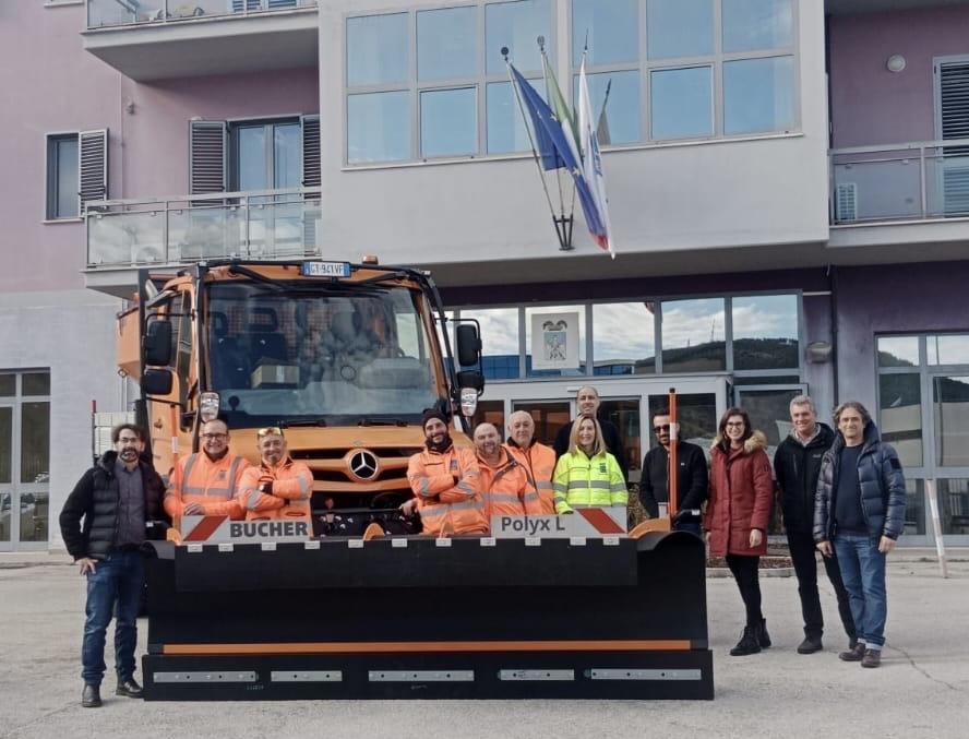 PROVINCIA L’AQUILA: IL PARCO MEZZI DELL’ENTE SI DOTA DI UN NUOVO SPAZZANEVE