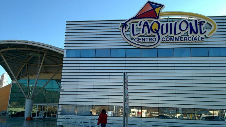 L’AQUILA: SVENTATO FURTO IN PARCHEGGIO CENTRO COMMERCIALE, DENUNCIATE DUE RAGAZZE ROMENE