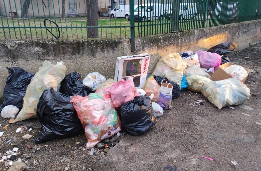 RIFIUTI PESCARA: L’APPELLO DEL COMUNE AI CITTADINI, “STOP A CONFERIMENTI ILLEGALI”