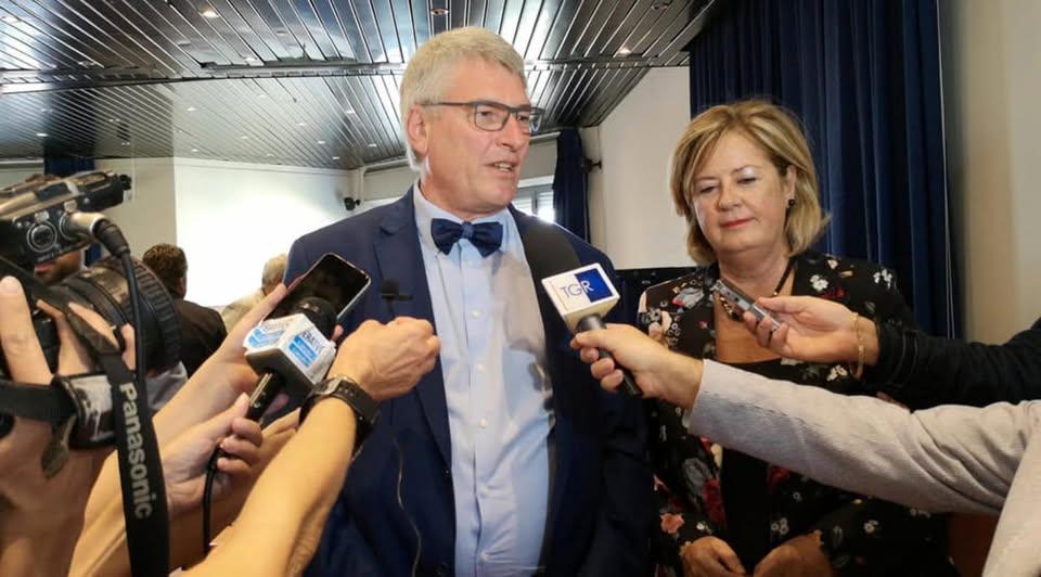 ASL CHIETI: MENNA, “LA PROTESTA DEI SETTE PRIMARI TESTIMONIA IL FALLIMENTO DELL’OPERATO DI SCHAEL”