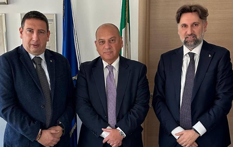L’AQUILA: SENATORI FDI LIRIS E SIGISMONDI IN VISITA IN QUESTURA, “VICINANZA A FORZE DELL’ORDINE”