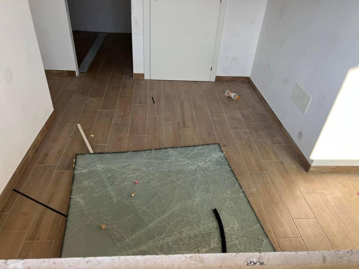 PETTINARI PUNGOLA IL COMUNE DI PESCARA: “STRUTTURE ABBANDONATE NEI PARCHI DELLO SPORT E MORELLI”