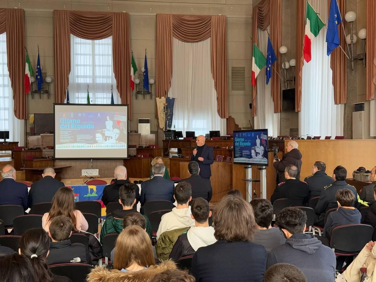 PESCARA RICORDA LE VITTIME DELLE FOIBE: COMMEMORAZIONI E DIBATTITO CON GLI STUDENTI