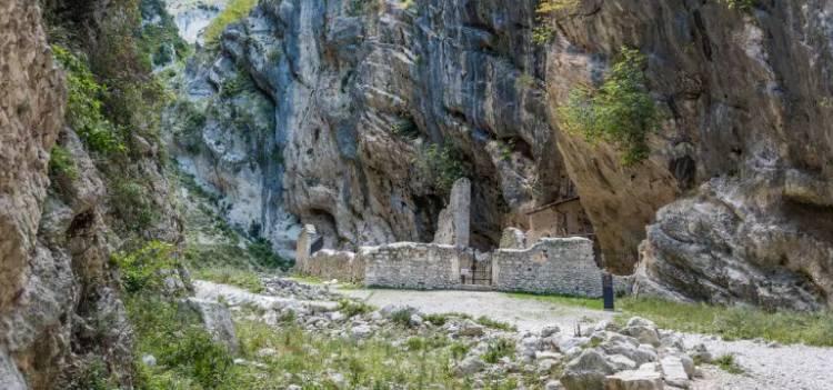 GOLE FARA SAN MARTINO: SINDACO, “NESSUN RISCHIO CADUTA MASSI, SOLO LAVORI PROGRAMMATI”