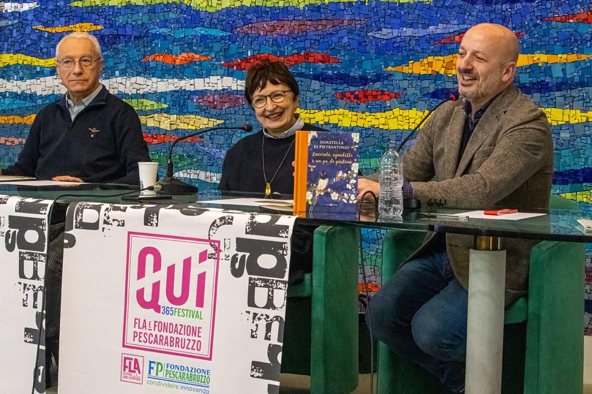 “LUCCIOLE, SQUALETTI E UN PO’ DI PASTINA”: IL PRIMO LIBRO PER RAGAZZI DI DONATELLA DI PIETRANTONIO