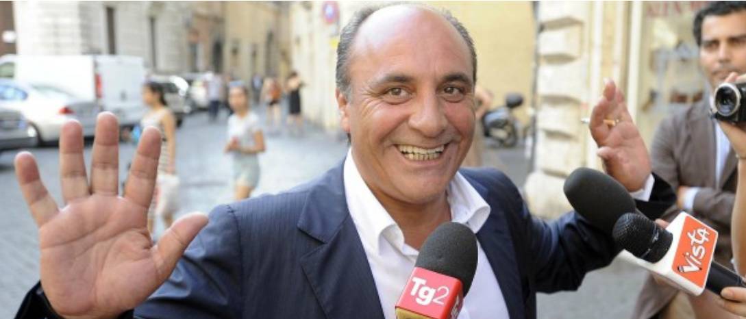 FI: PICCONE RIENTRA DA BIG, 3MILA TESSERE IN DOTE. TSUNAMI IN ABRUZZO: ROMA LO VUOLE, PAGANO NO
