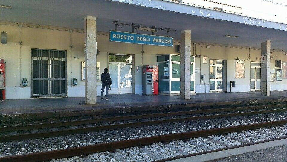 STAZIONE DI ROSETO: ECCO IL PIANO PER RIDURRE LE BARRIERE ARCHITETTONICHE E MIGLIORARE I SERVIZI