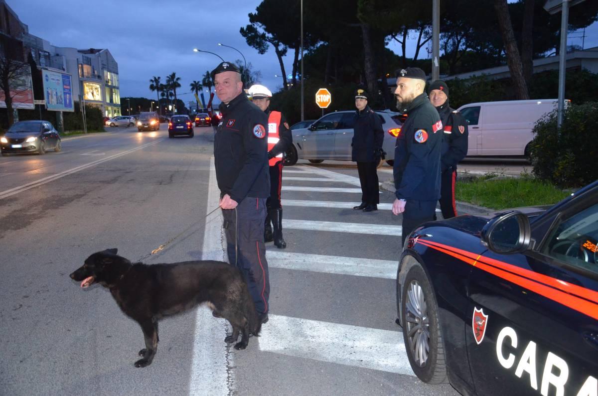 LOTTA ALLA PROSTITUZIONE SUL LUNGOMARE A MONTESILVANO: CINQUE DENUNCE CON PROPOSTA DI DASPO