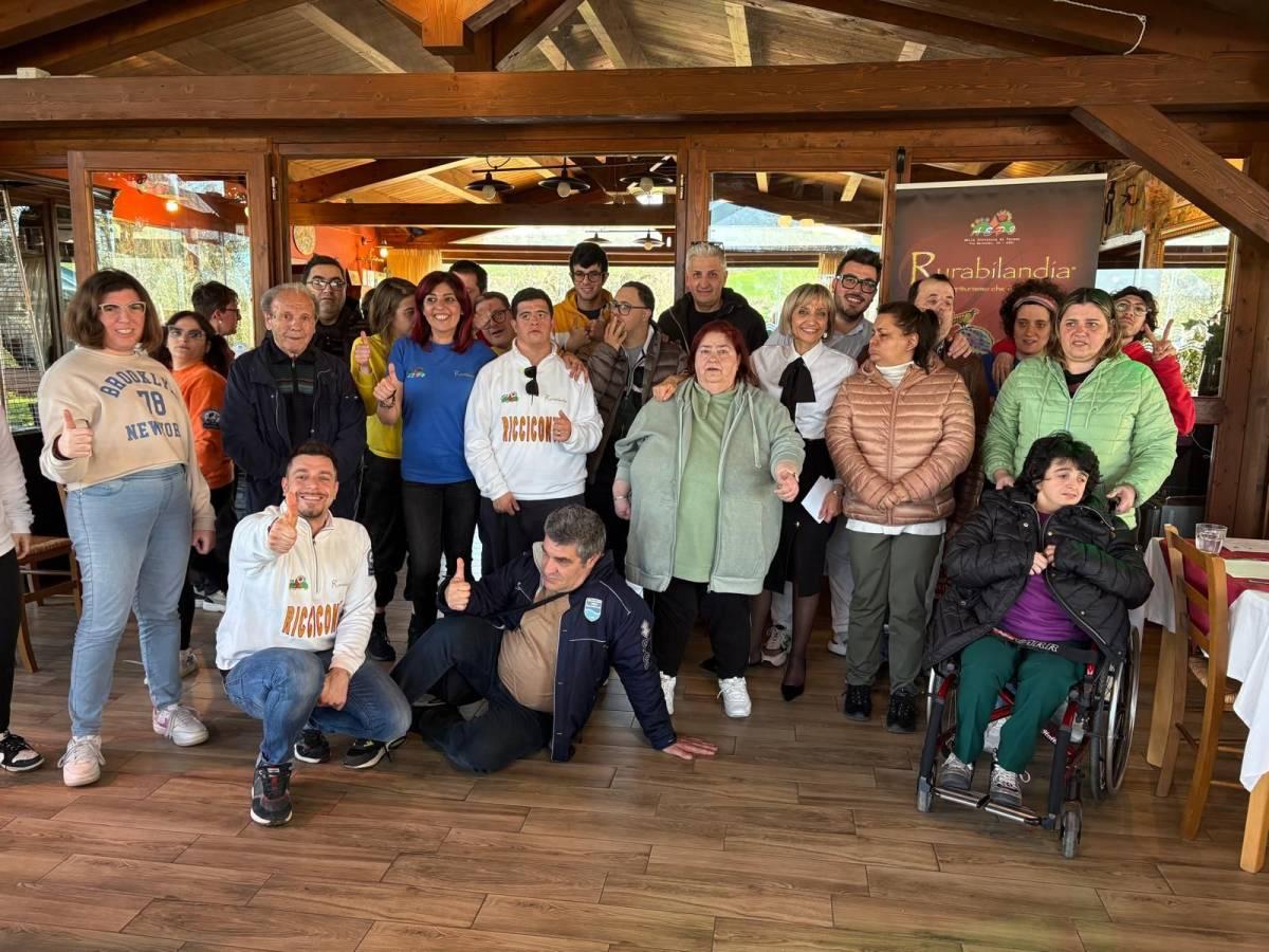 FATTORIA SOCIALE RURABILANDIA: IN VISITA I RAGAZZI DEL CENTRO “IL MOSAICO” DI SAN SALVO