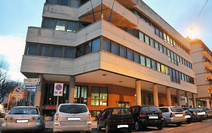 CAMERA COMMERCIO GRAN SASSO: FRATTALE VS BALLONE, SFIDA PER PRESIDENZA, C’E’ ANCHE RAINALDI